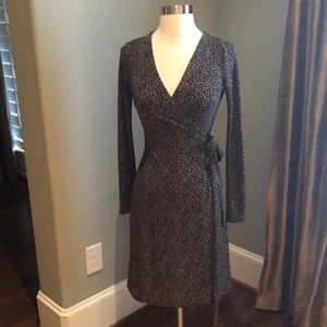 Ann Taylor wrap dress size 00p